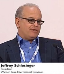 Джеффри Р. Шлезингер (Jeffrey R. Schlesinger), президент Warner Bros.International Television